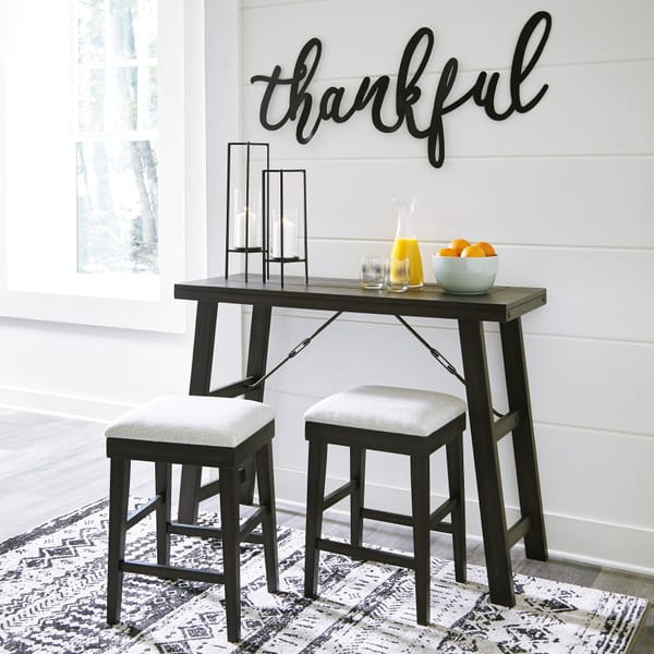 Dining Room Noorbrook Counter Height Dining Table and Bar Stools (Set of 3)