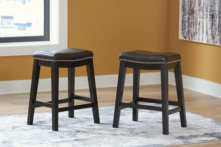 Ashley Bar and Game Room Lemante Counter Height Bar Stool D270-124