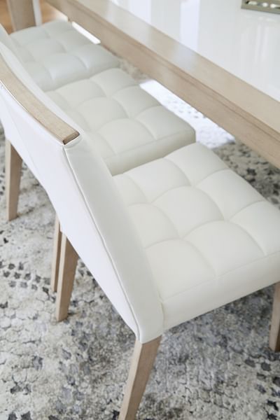 Ashley Dining Room Wendora Dining Chair D950-01