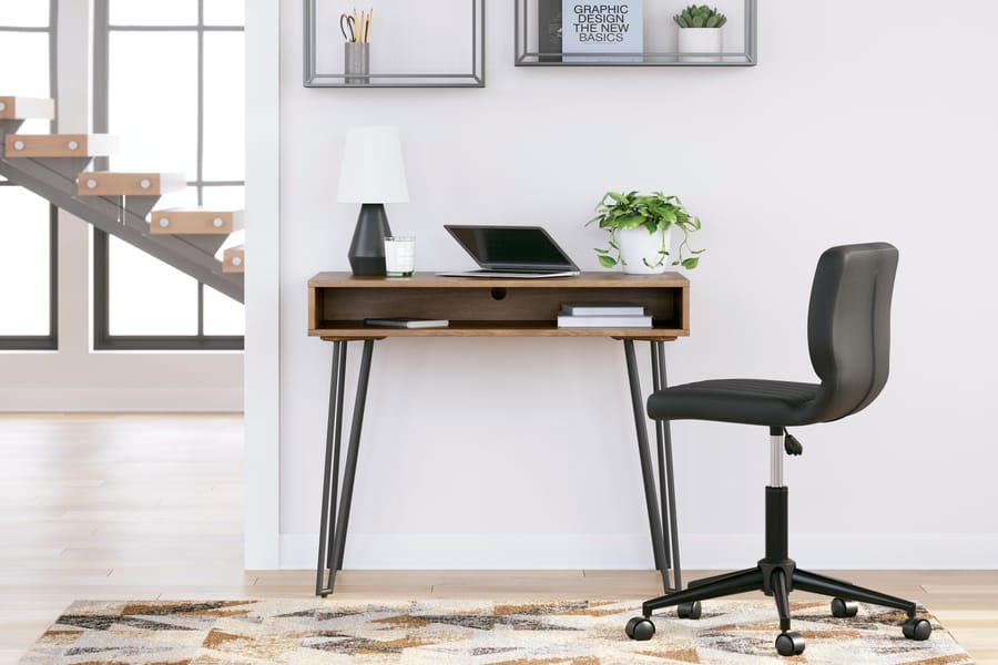 Ashley Home Office Strumford Home Office Desk H449-10