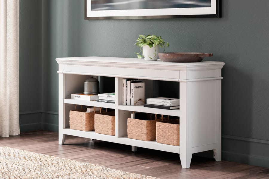 Ashley Home Office Kanwyn Credenza H777-46