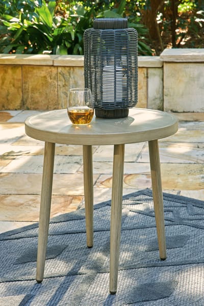 Ashley Outdoor/Patio Swiss Valley Outdoor End Table P390-706