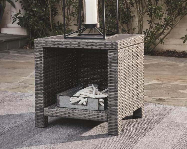 Ashley Outdoor/Patio Salem Beach End Table P440-702