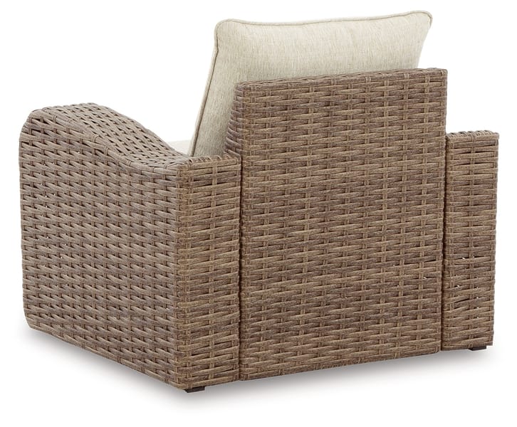 Ashley Outdoor/Patio Sandy Bloom Lounge Chair with Cushion P507-820