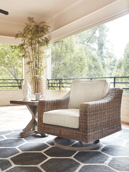 Ashley Outdoor/Patio Beachcroft Swivel Lounge Chair P791-821
