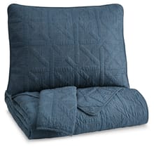 Ashley Bedroom Guslea Queen Coverlet Set Q373003Q