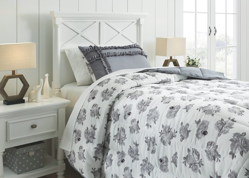 Ashley Youth Meghdad 2-Piece Twin Comforter Set Q426001T