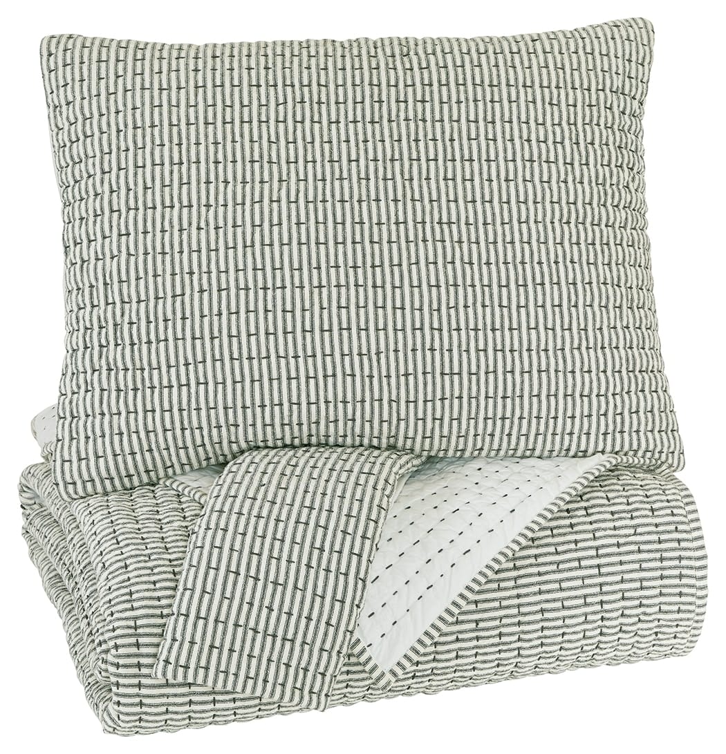 Ashley Bedroom Doralia King Coverlet Set Q487003K