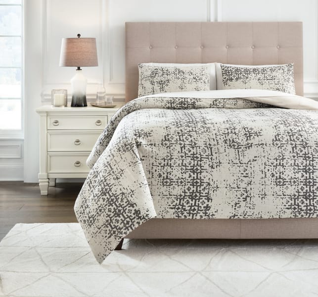 Ashley Bedroom Addey King Comforter Set Q716003K