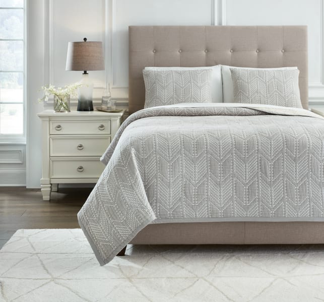 Ashley Bedroom Jaxine King Coverlet Set Q719003K