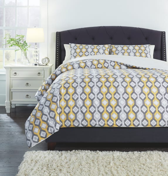 Ashley Bedroom Mato 3-Piece Queen Comforter Set Q763003Q