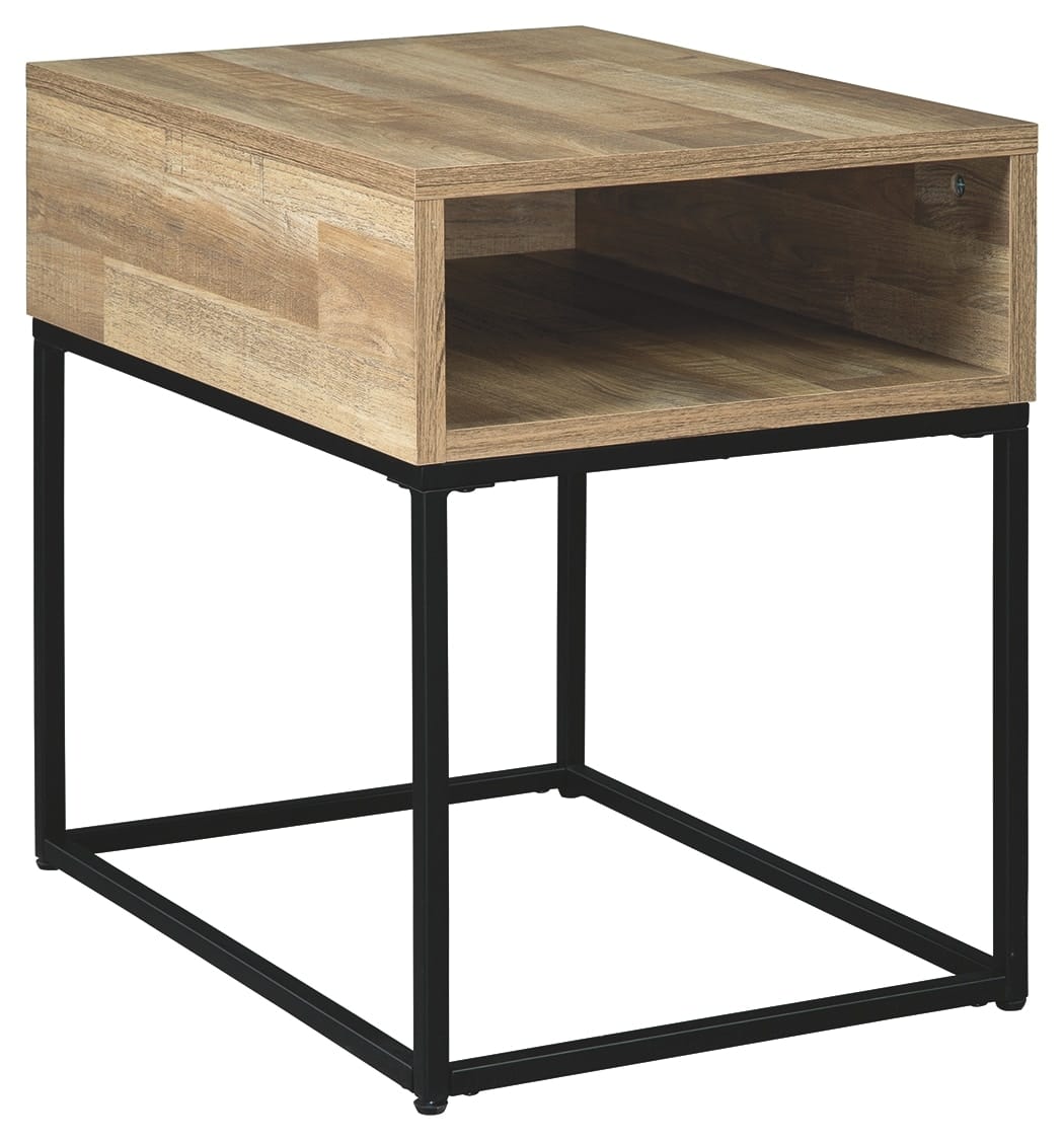 Ashley Living Room Gerdanet End Table T150-3