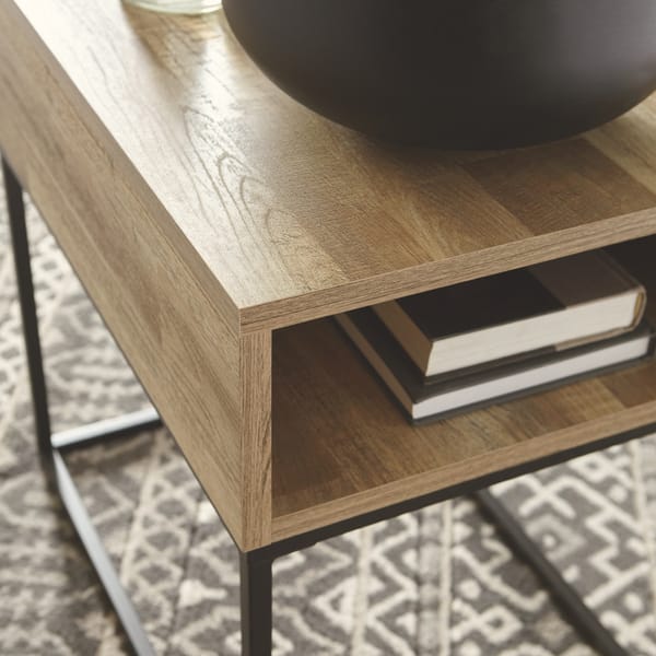 Ashley Living Room Gerdanet End Table T150-3