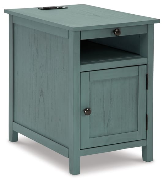 Ashley Living Room Treytown Chairside End Table T300-717