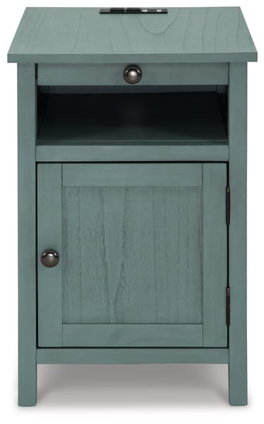Ashley Living Room Treytown Chairside End Table T300-717