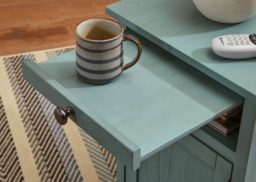 Ashley Living Room Treytown Chairside End Table T300-717