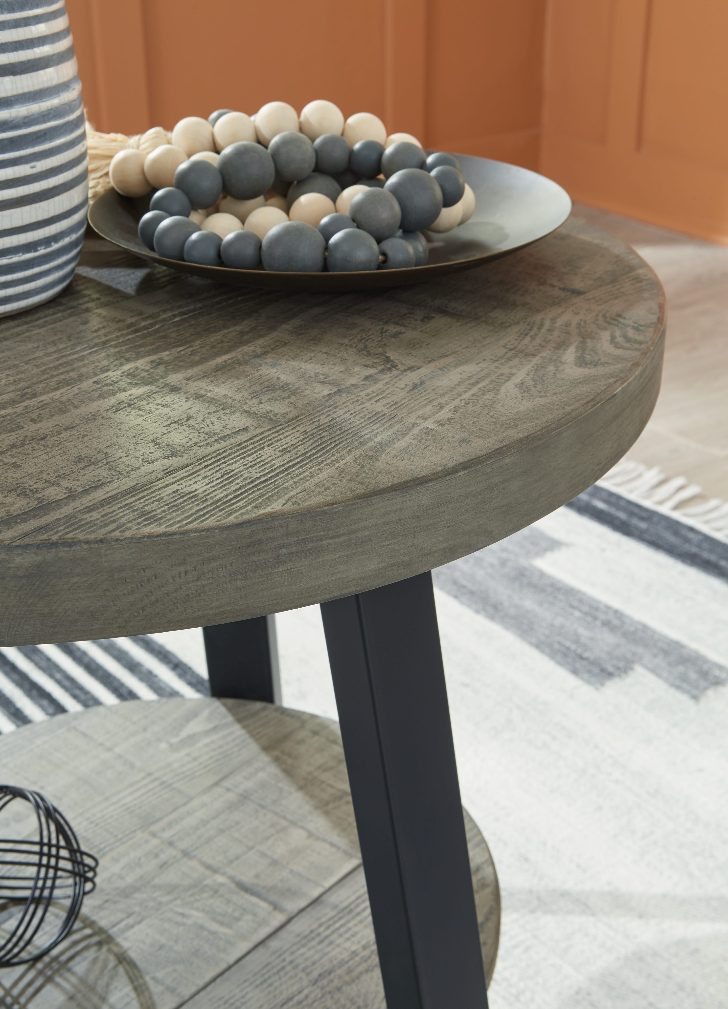 Living Room End Tables Ashley Living Room Brennegan End Table T323