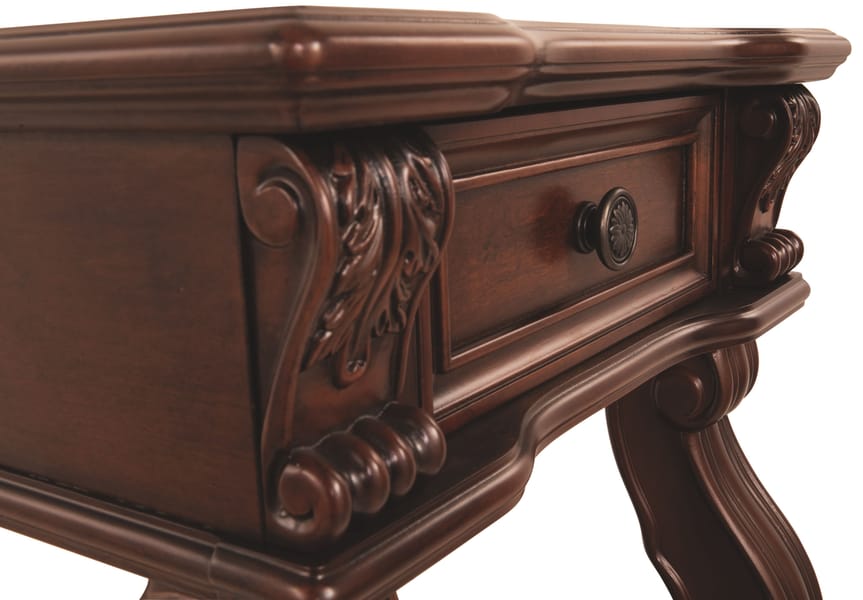 Ashley Living Room Alymere End Table T869-2