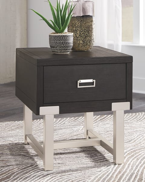 Ashley Living Room Chisago End Table T930-3