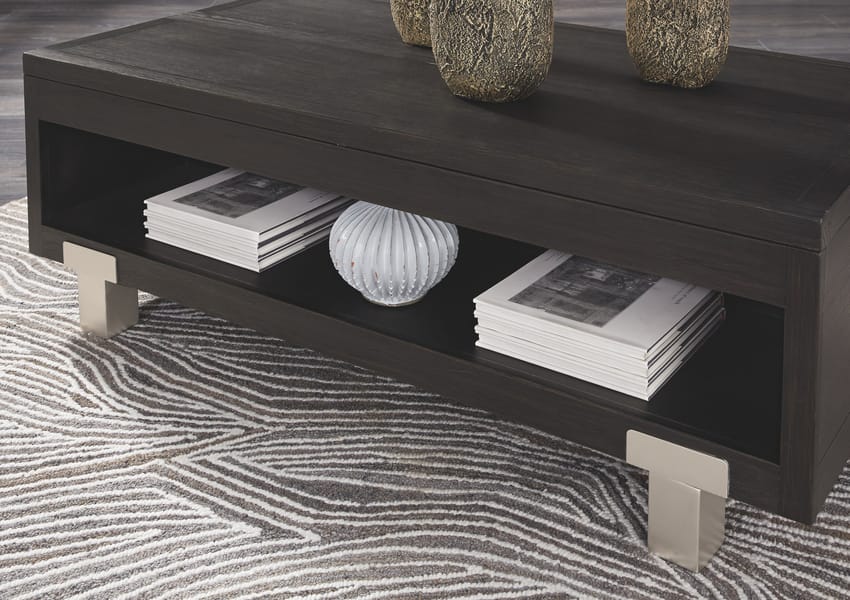 Ashley Living Room Chisago Lift-Top Coffee Table T930-9