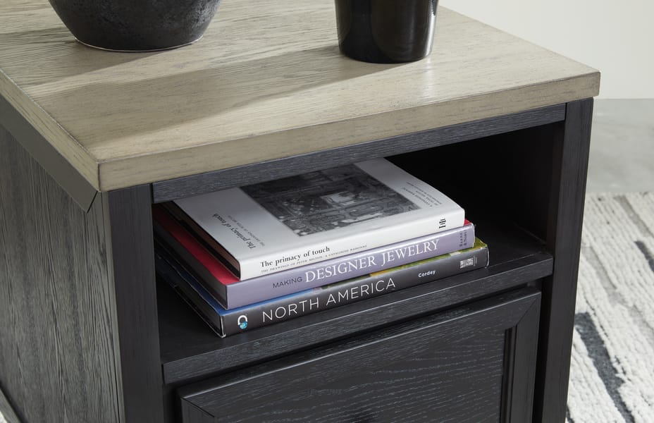 Ashley Living Room Foyland End Table T979-3